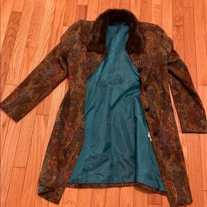 Funky paisley coat with faux fur collar. Bentley brand size small